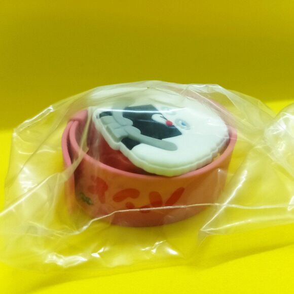 pandorobo / pan dorobou / bread thief digital watch - Picture 6 of 6